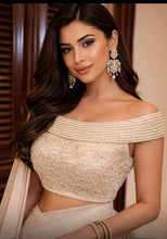 Load image into Gallery viewer, White off shoulder embroidery blouse

