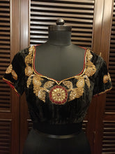 Load image into Gallery viewer, Black velvet zardozi blouse
