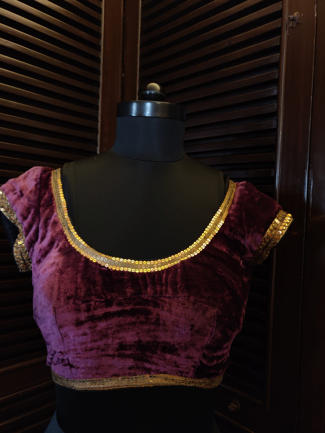 Deep baigani purple velvet blouse – Malini Ahuja