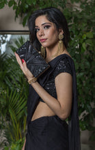 Load image into Gallery viewer, Black clutch bag

